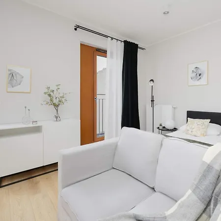 Bright Krochmalna Near Centre By Renters Lejlighed Warszawa