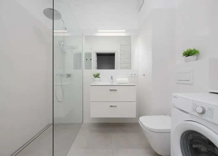 Bright Krochmalna Near Centre By Renters