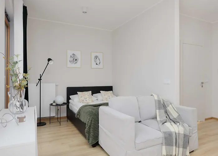 Διαμέρισμα Bright Krochmalna Near Centre By Renters